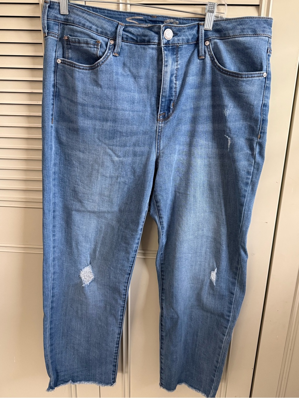 Seven7 Light Blue Distressed Ankle Jeans Size 14